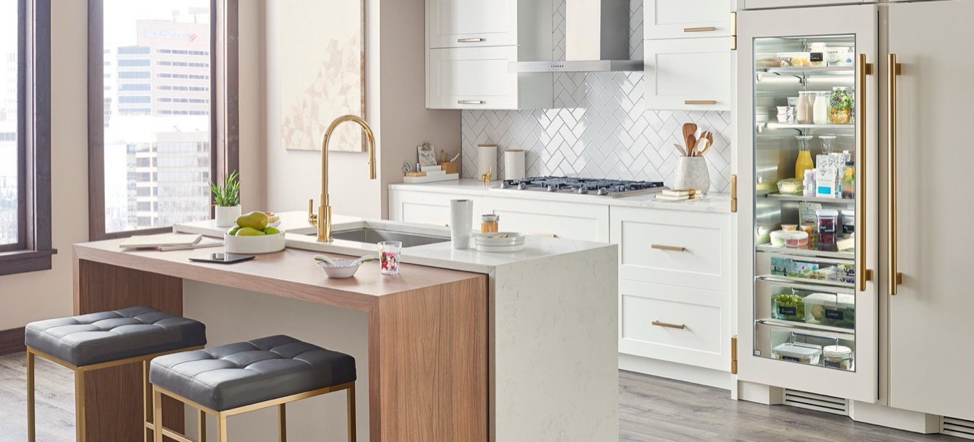 Top Knobs Devon (Kingsbridge) kitchen with island, available at Shoreline Cabinet Company in Wilmington, NC