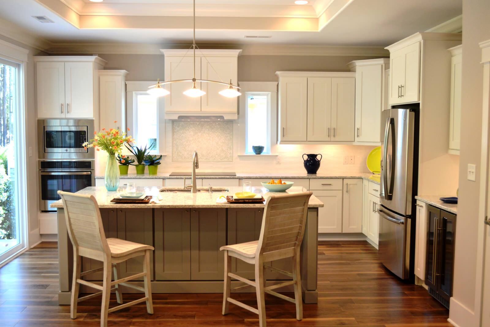 Transitional kitchen cabinetry by Shoreline Cabinet Company in a St. James home near Southport NC